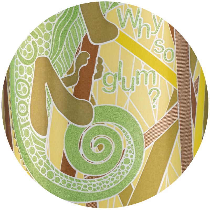reveal-cold-step-1-2x.jpeg Images and text on the can are green and darker as the can is cold